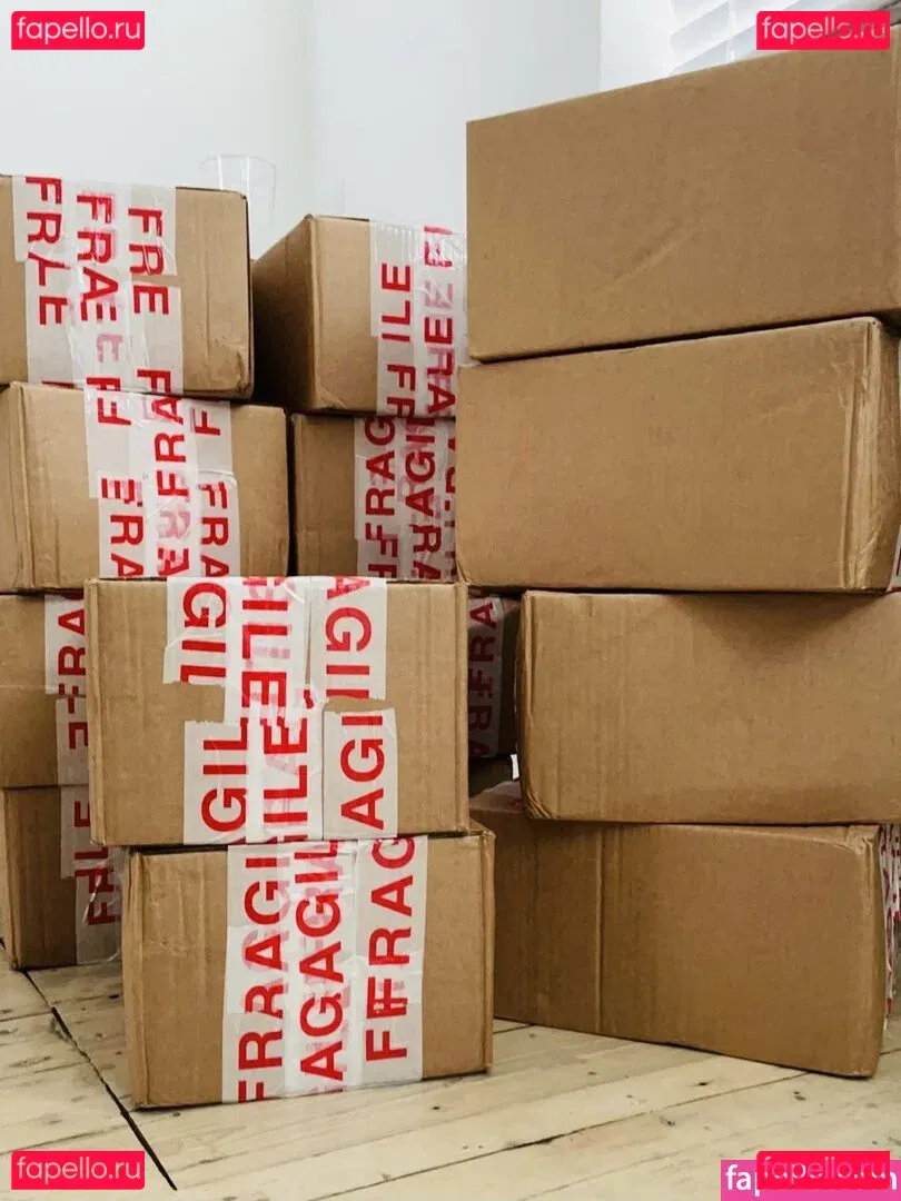 justbili Onlyfans Photo Gallery 