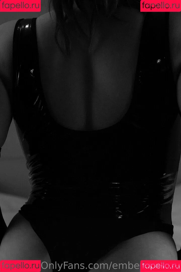 embersmarae Onlyfans Photo Gallery 