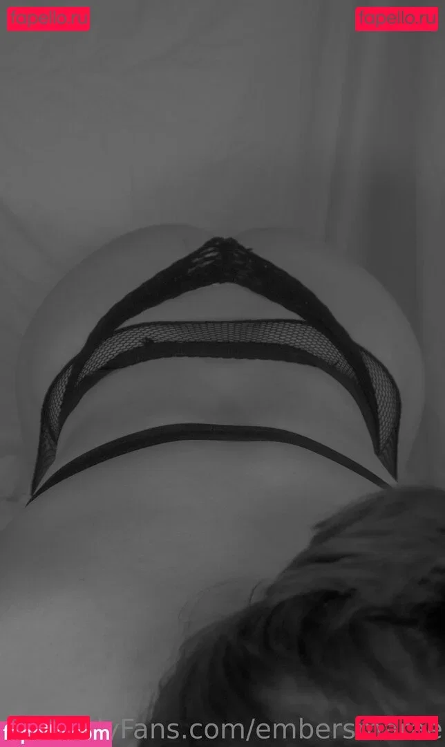 embersmarae Onlyfans Photo Gallery 