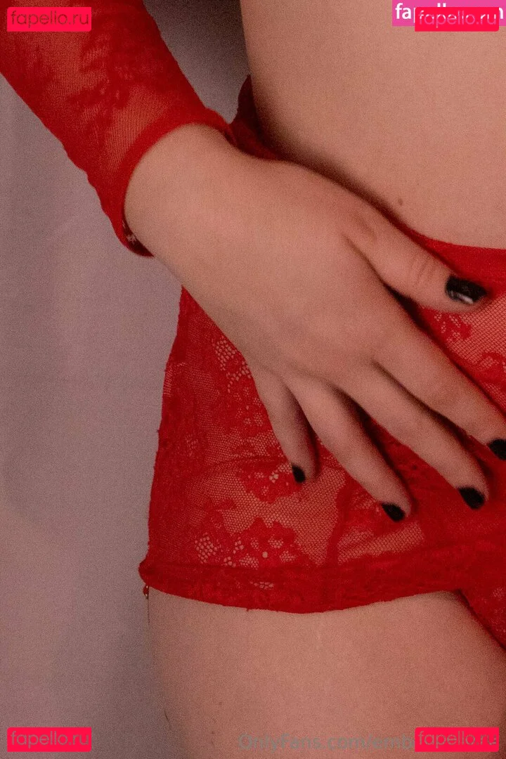 embersmarae Onlyfans Photo Gallery 