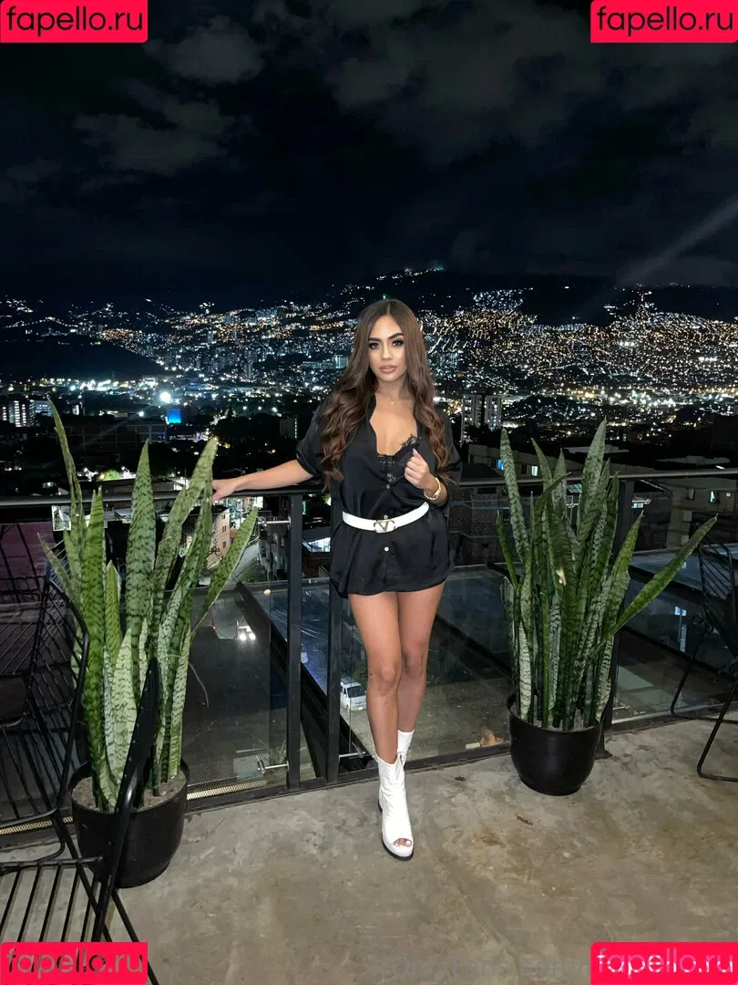 emilylopez777 Onlyfans Photo Gallery 