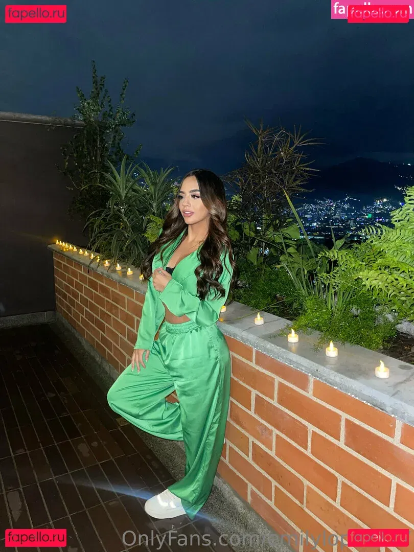 emilylopez777 Onlyfans Photo Gallery 