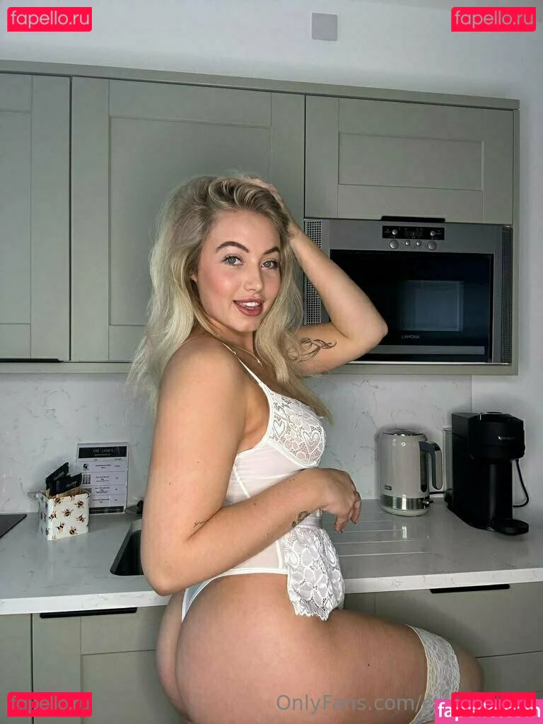 emilylopez777 Onlyfans Photo Gallery 