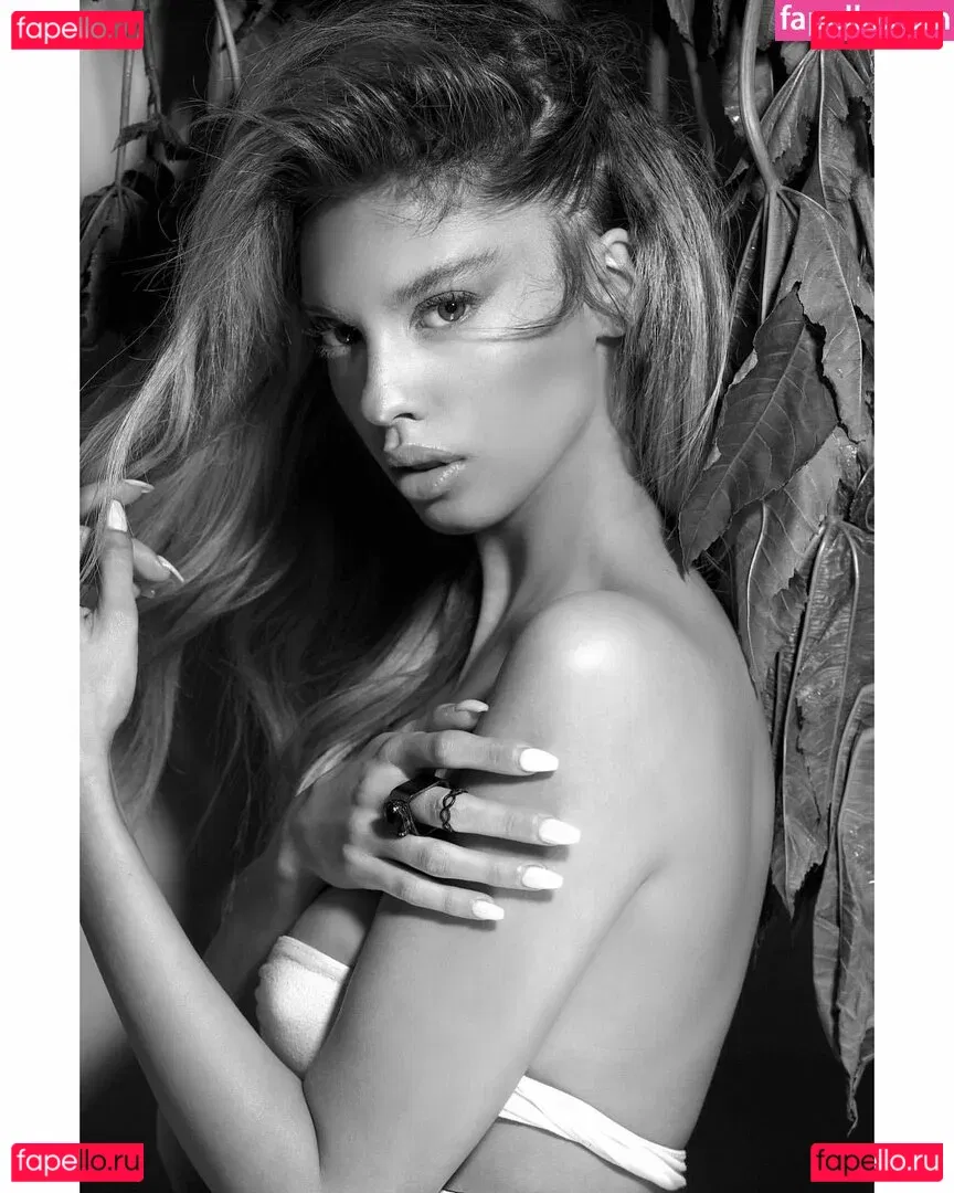 Liyan Adi Onlyfans Photo Gallery 