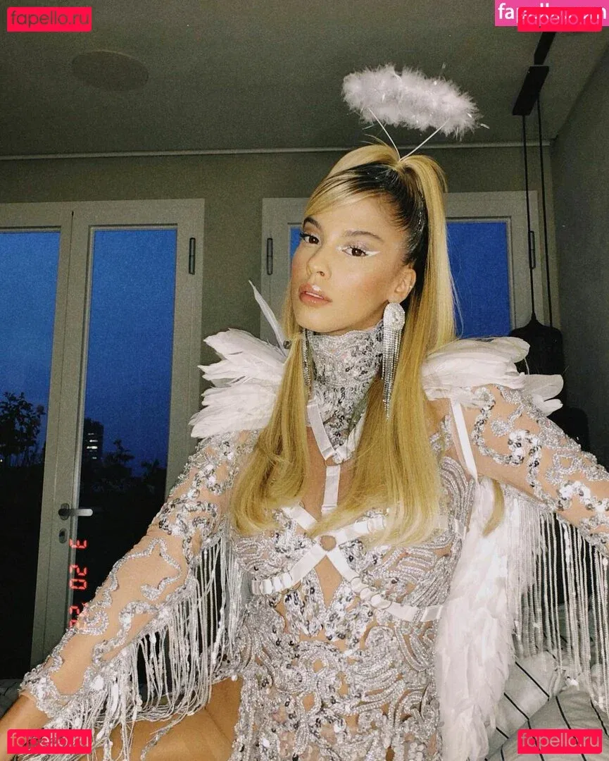 Liyan Adi Onlyfans Photo Gallery 