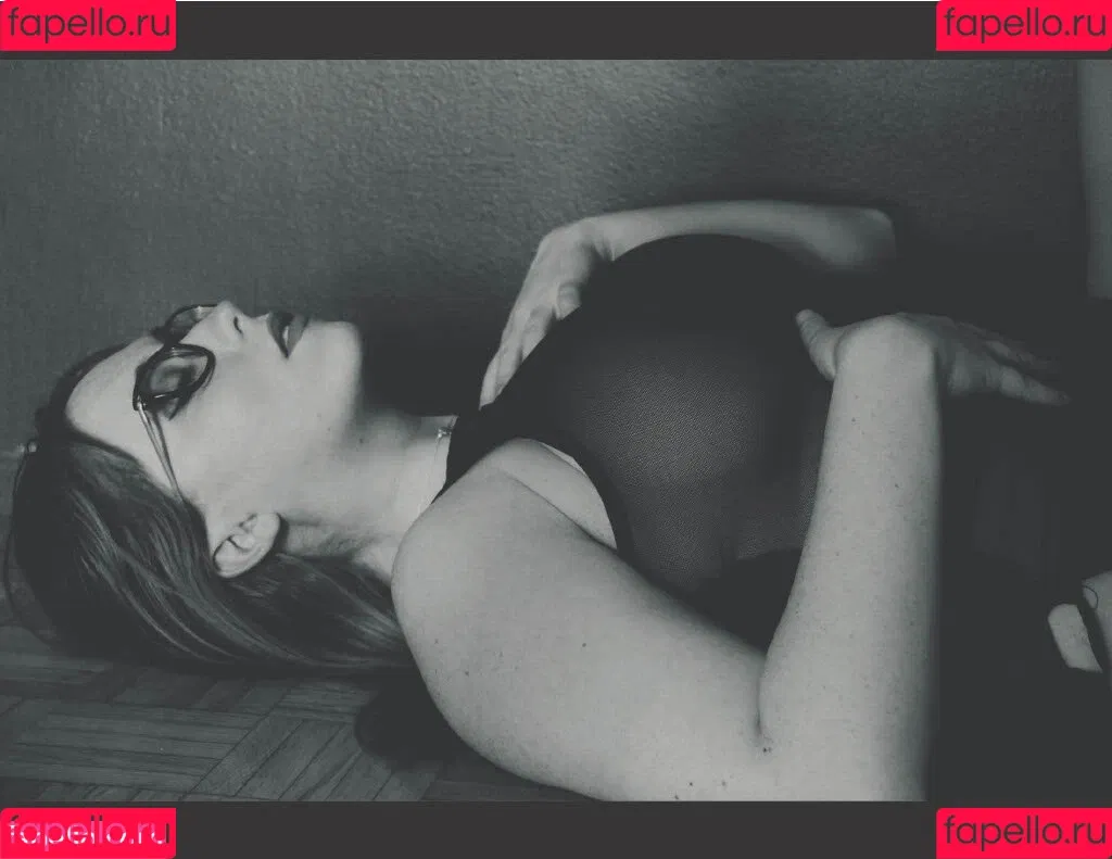 Stephanie Van Rijn Onlyfans Photo Gallery 