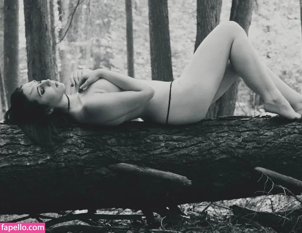 Stephanie Van Rijn Onlyfans Photo Gallery 