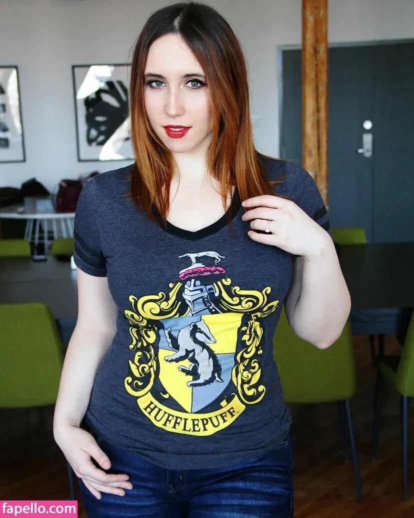 Stephanie Van Rijn Onlyfans Photo Gallery 