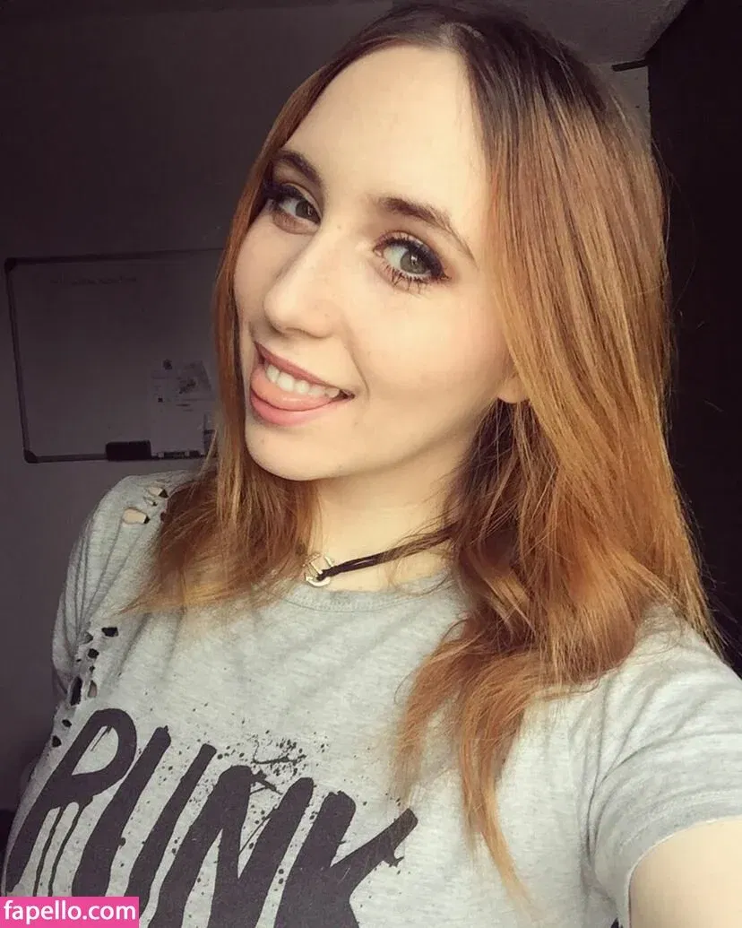 Stephanie Van Rijn Onlyfans Photo Gallery 