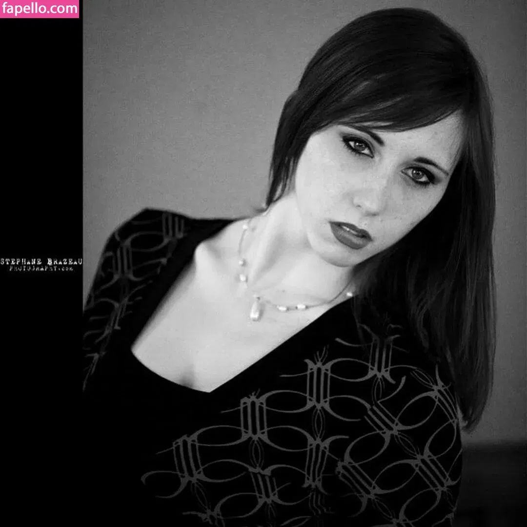 Stephanie Van Rijn Onlyfans Photo Gallery 