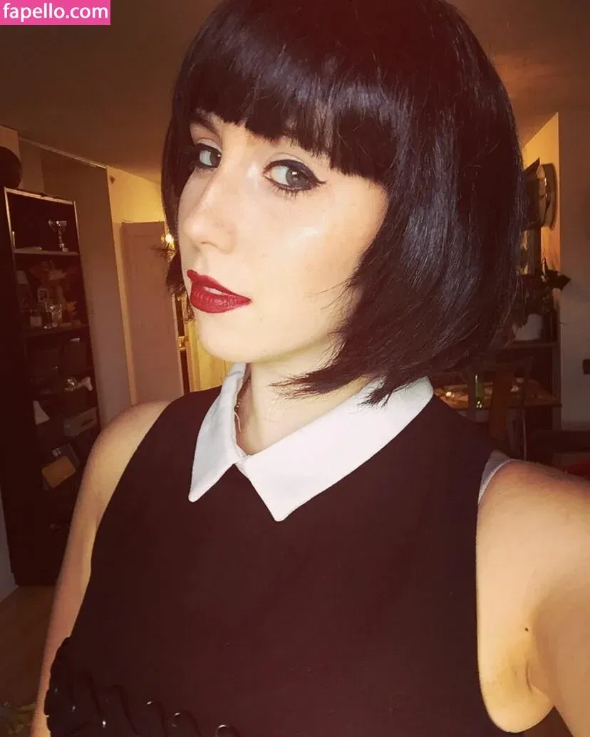 Stephanie Van Rijn Onlyfans Photo Gallery 