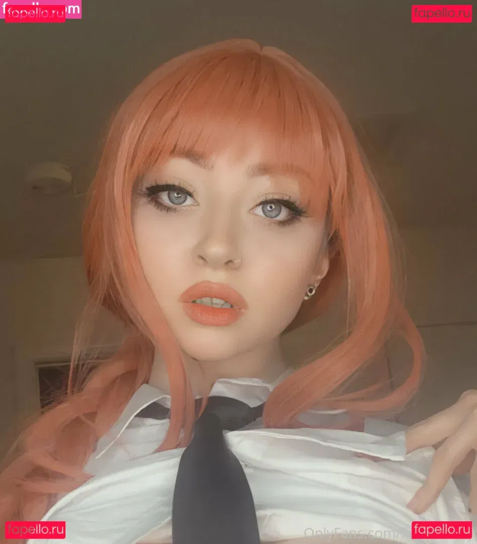 freelilbussy Onlyfans Photo Gallery 