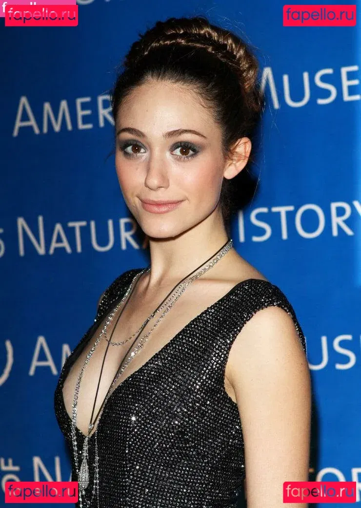Emmy Rossum Onlyfans Photo Gallery 