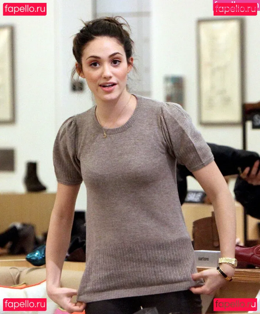 Emmy Rossum Onlyfans Photo Gallery 