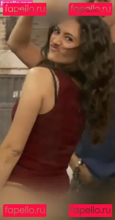 Emmy Rossum Onlyfans Photo Gallery 