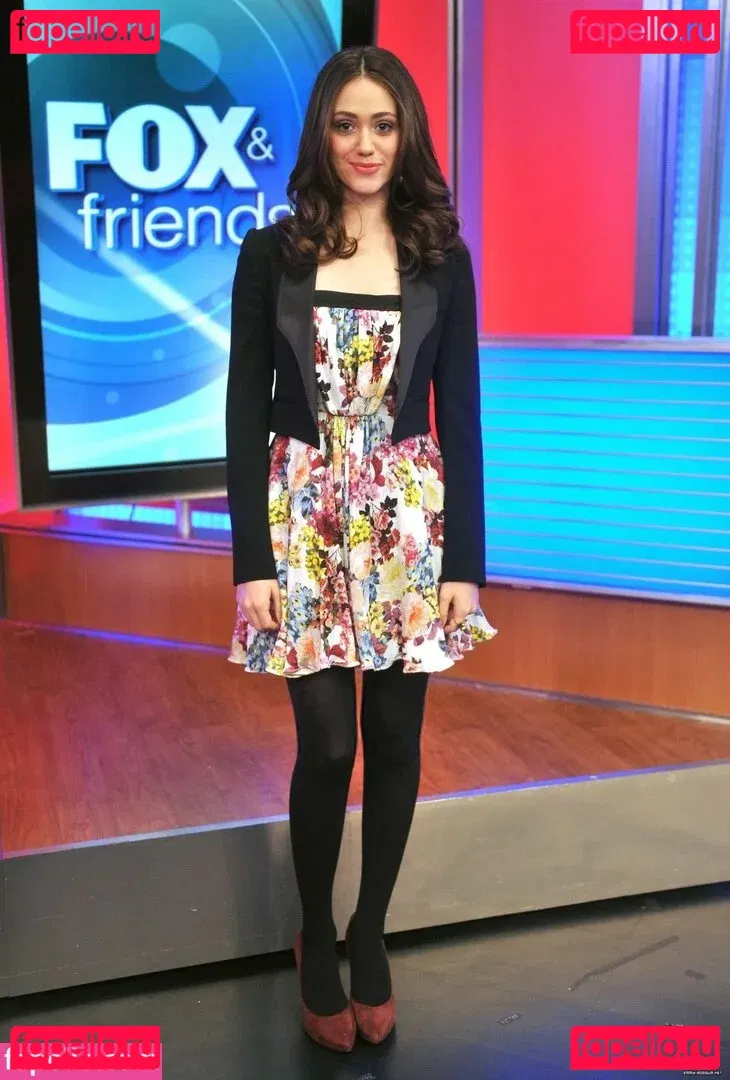 Emmy Rossum Onlyfans Photo Gallery 