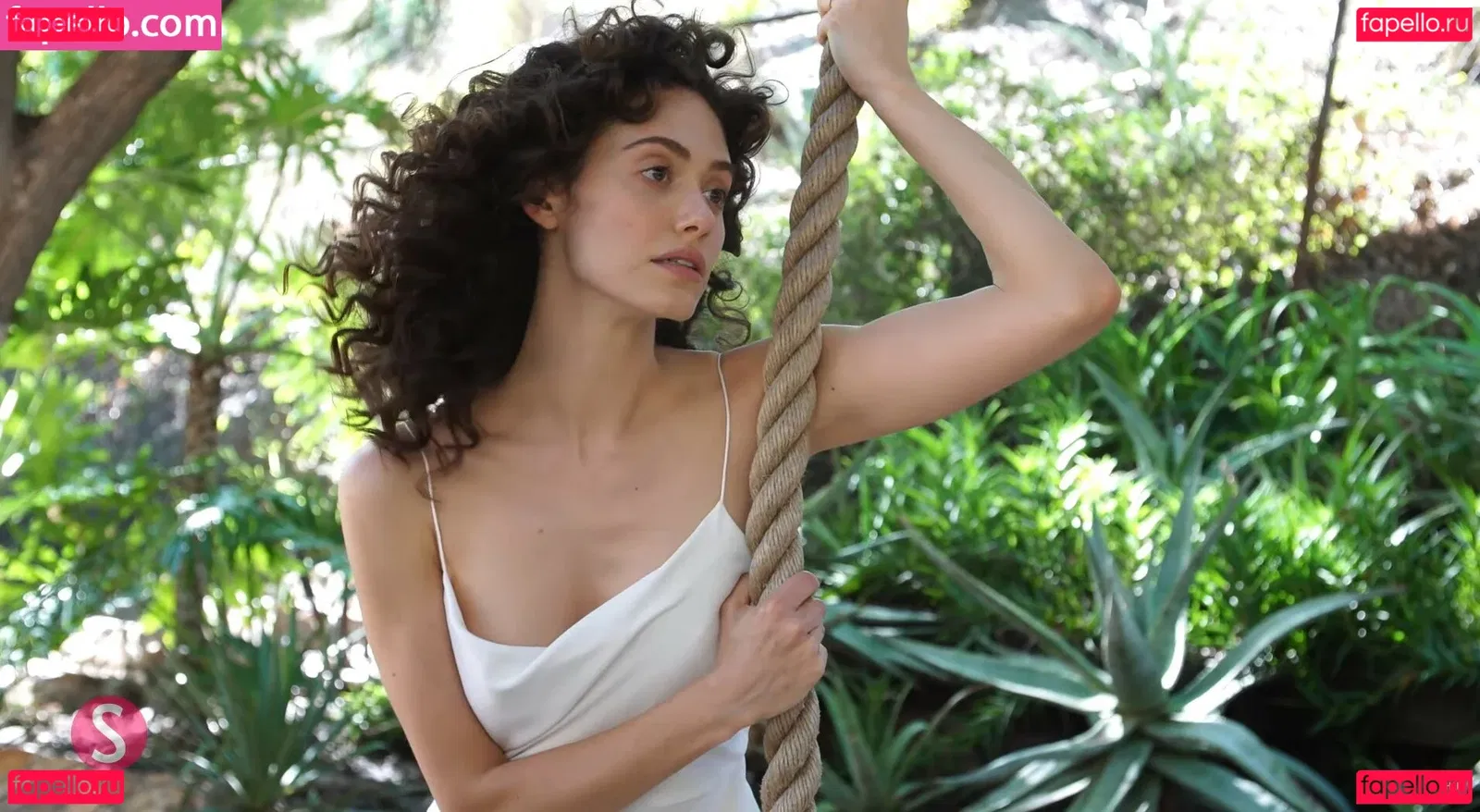 Emmy Rossum Onlyfans Photo Gallery 