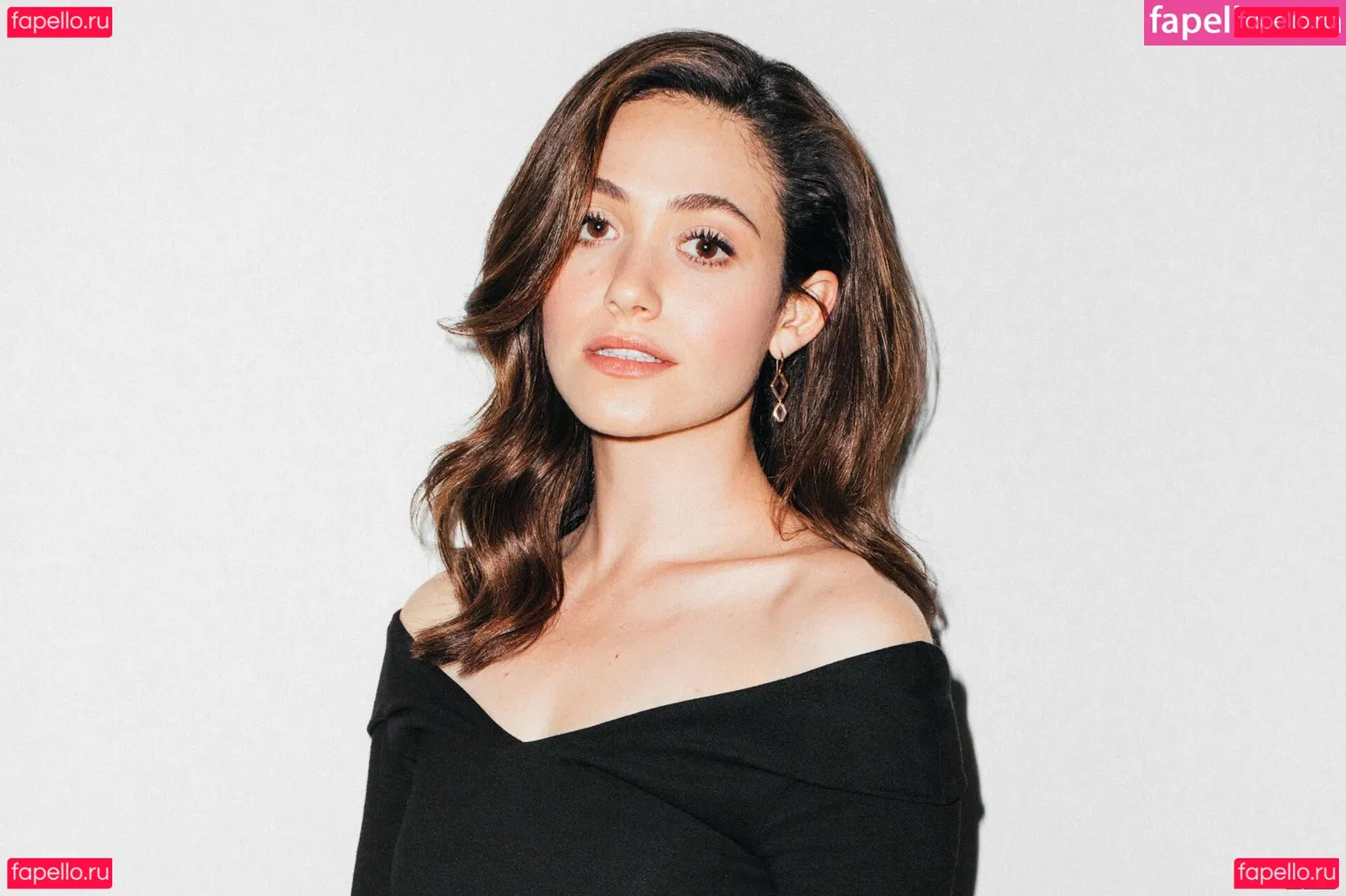 Emmy Rossum Onlyfans Photo Gallery 