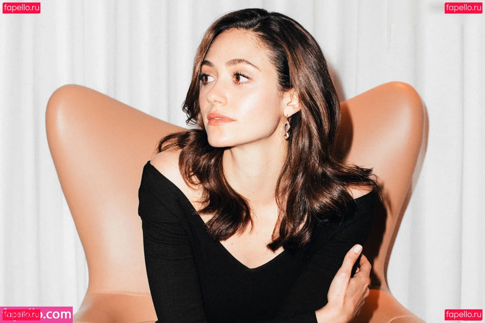 Emmy Rossum Onlyfans Photo Gallery 