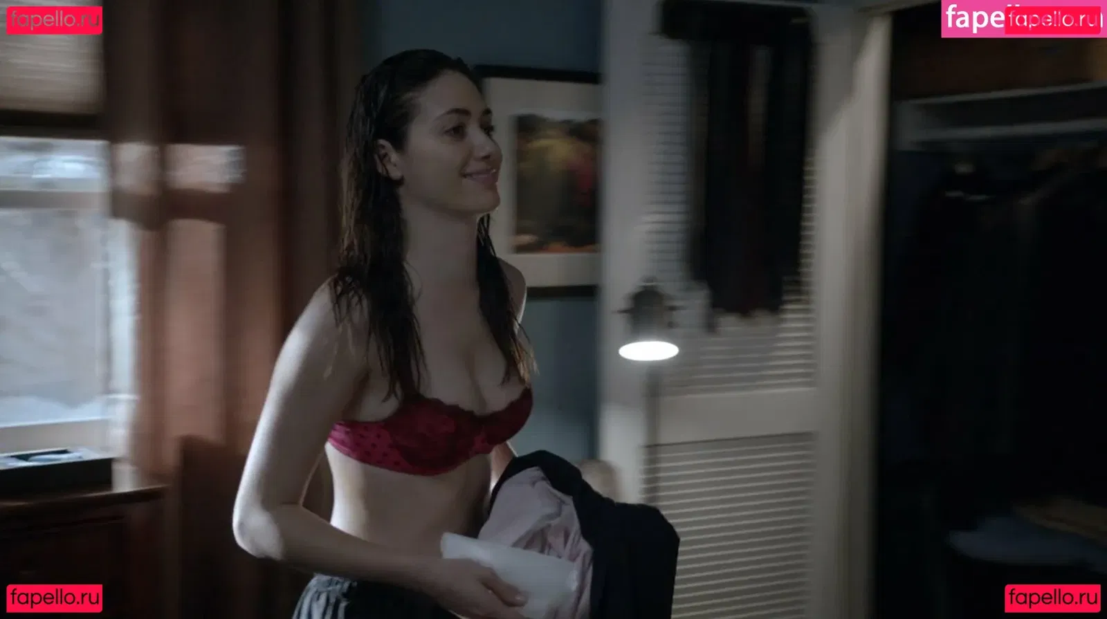 Emmy Rossum Onlyfans Photo Gallery 