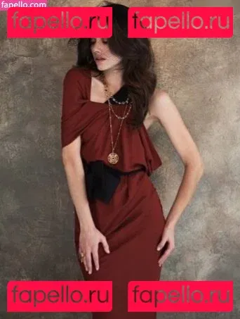 Emmy Rossum Onlyfans Photo Gallery 