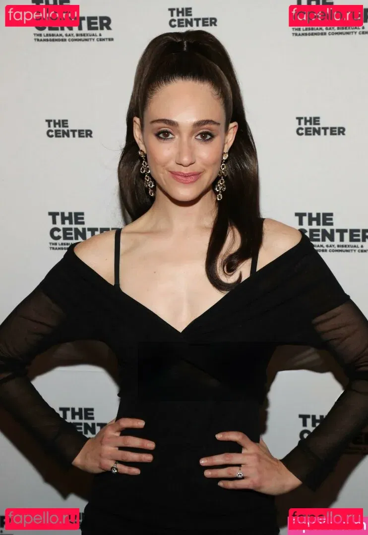 Emmy Rossum Onlyfans Photo Gallery 