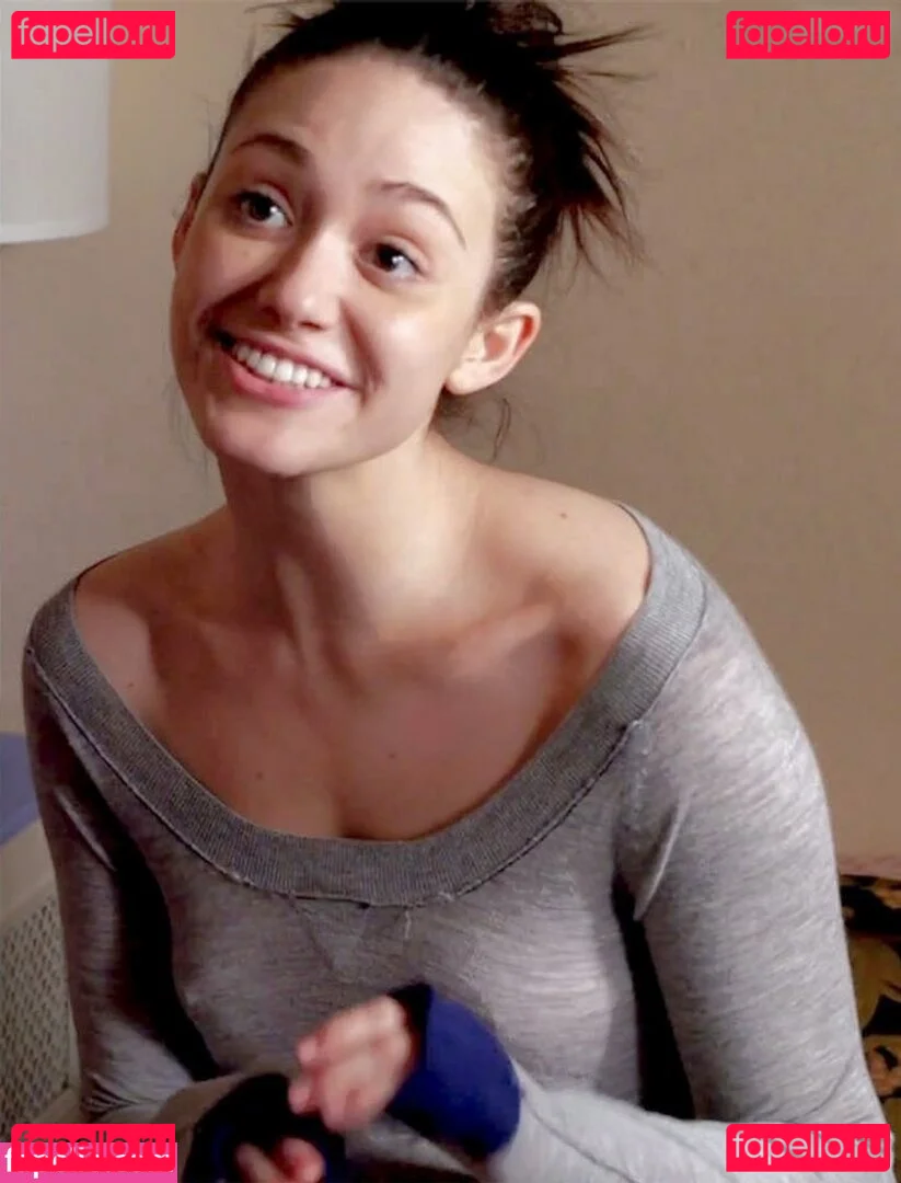 Emmy Rossum Onlyfans Photo Gallery 