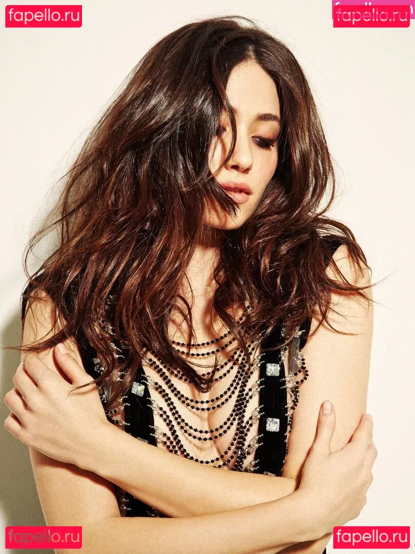 Emmy Rossum Onlyfans Photo Gallery 