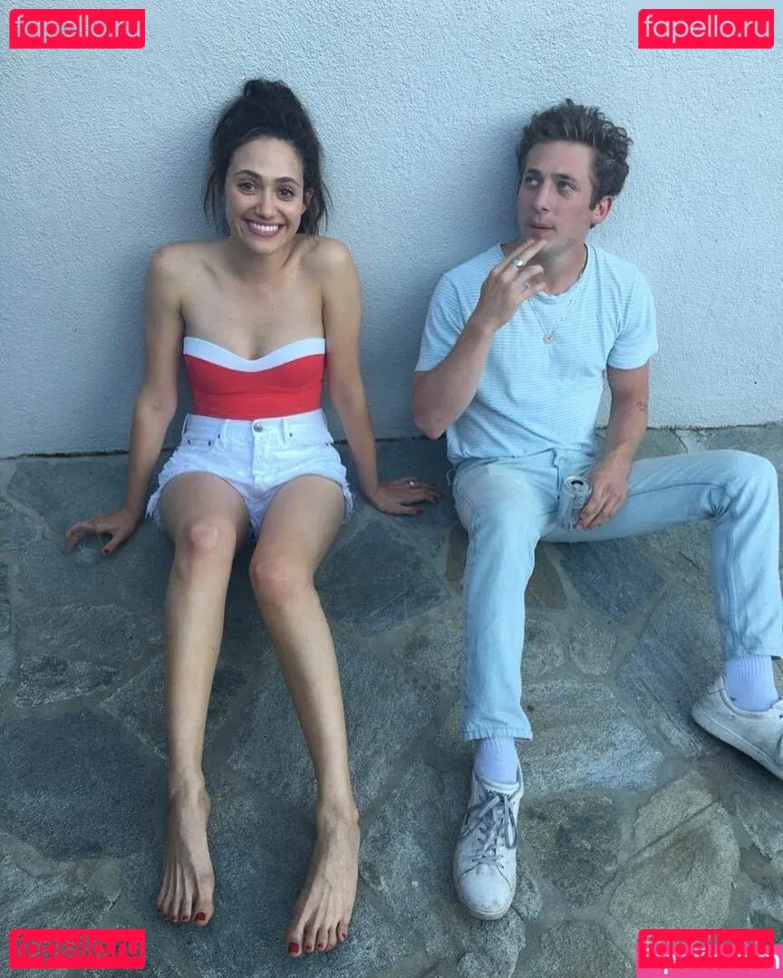 Emmy Rossum Onlyfans Photo Gallery 