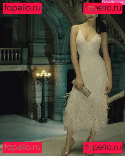 Emmy Rossum Onlyfans Photo Gallery 