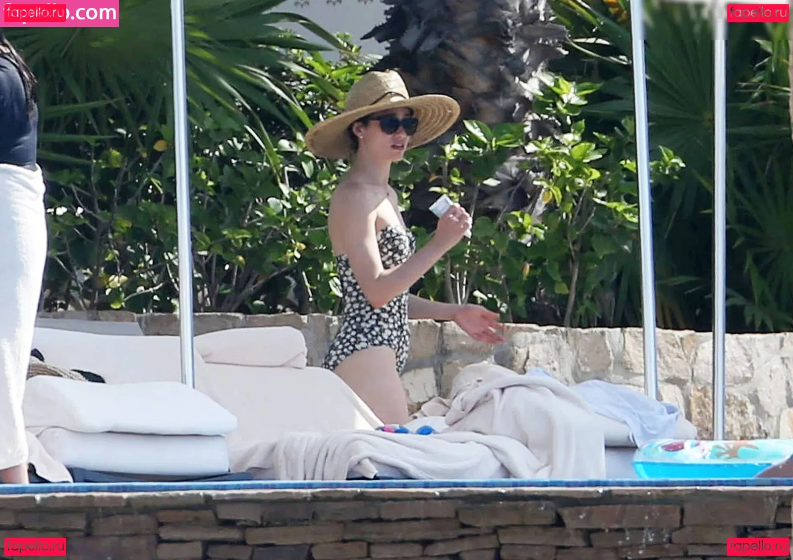 Emmy Rossum Onlyfans Photo Gallery 