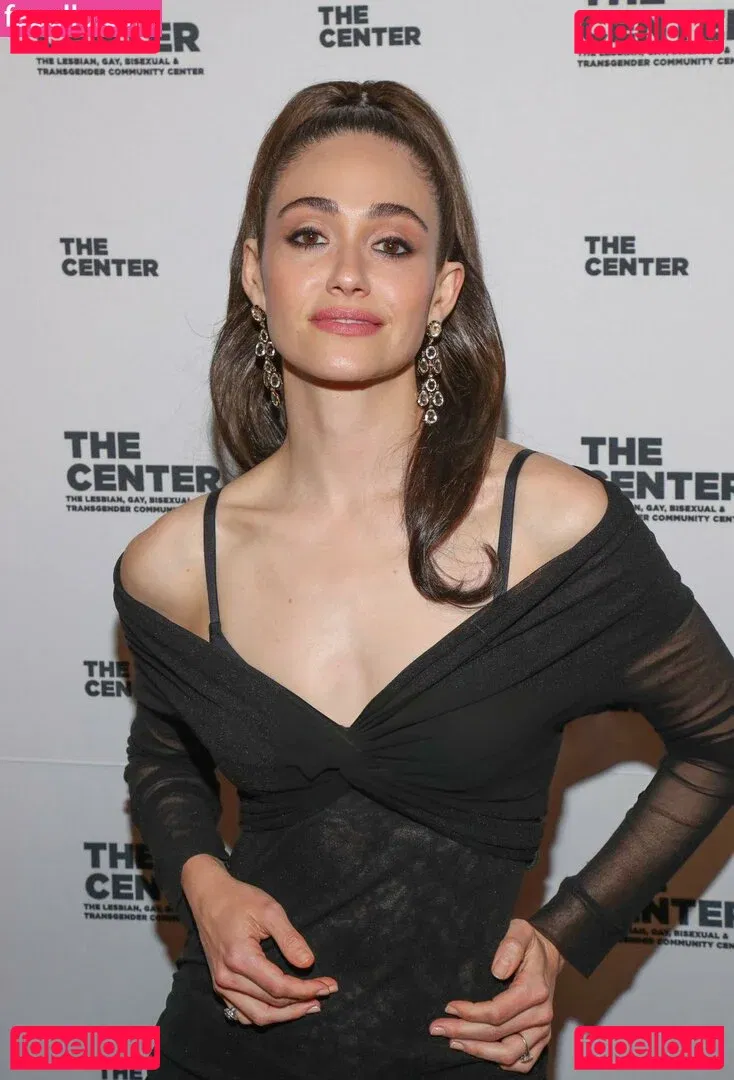 Emmy Rossum Onlyfans Photo Gallery 