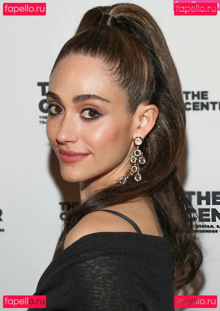 Emmy Rossum Onlyfans Photo Gallery 