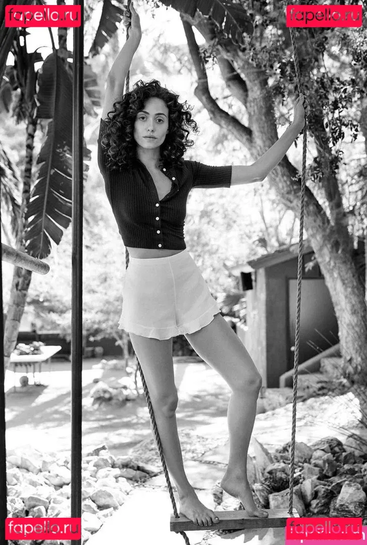 Emmy Rossum Onlyfans Photo Gallery 