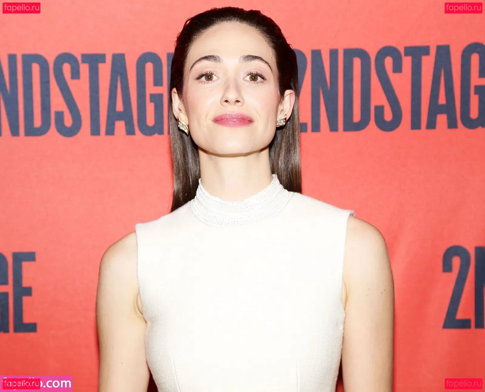 Emmy Rossum Onlyfans Photo Gallery 