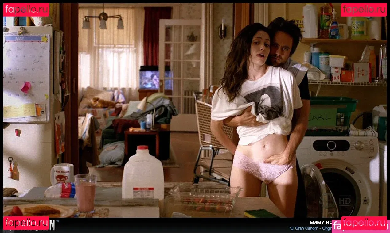 Emmy Rossum Onlyfans Photo Gallery 