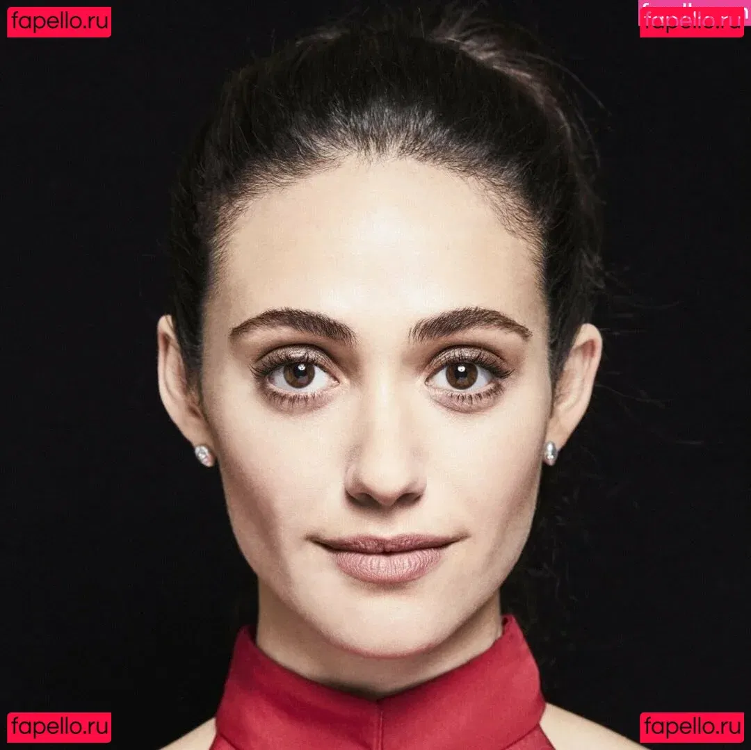 Emmy Rossum Onlyfans Photo Gallery 