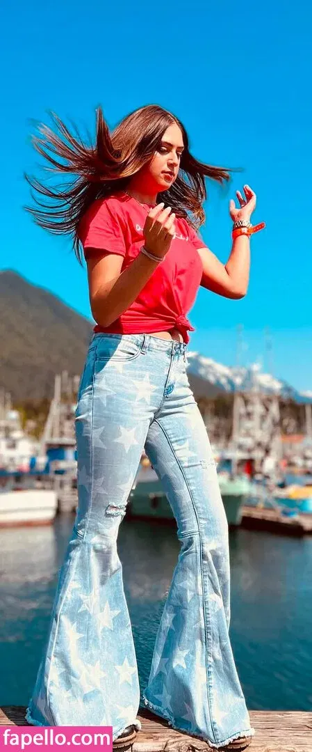 nnapples Onlyfans Photo Gallery 