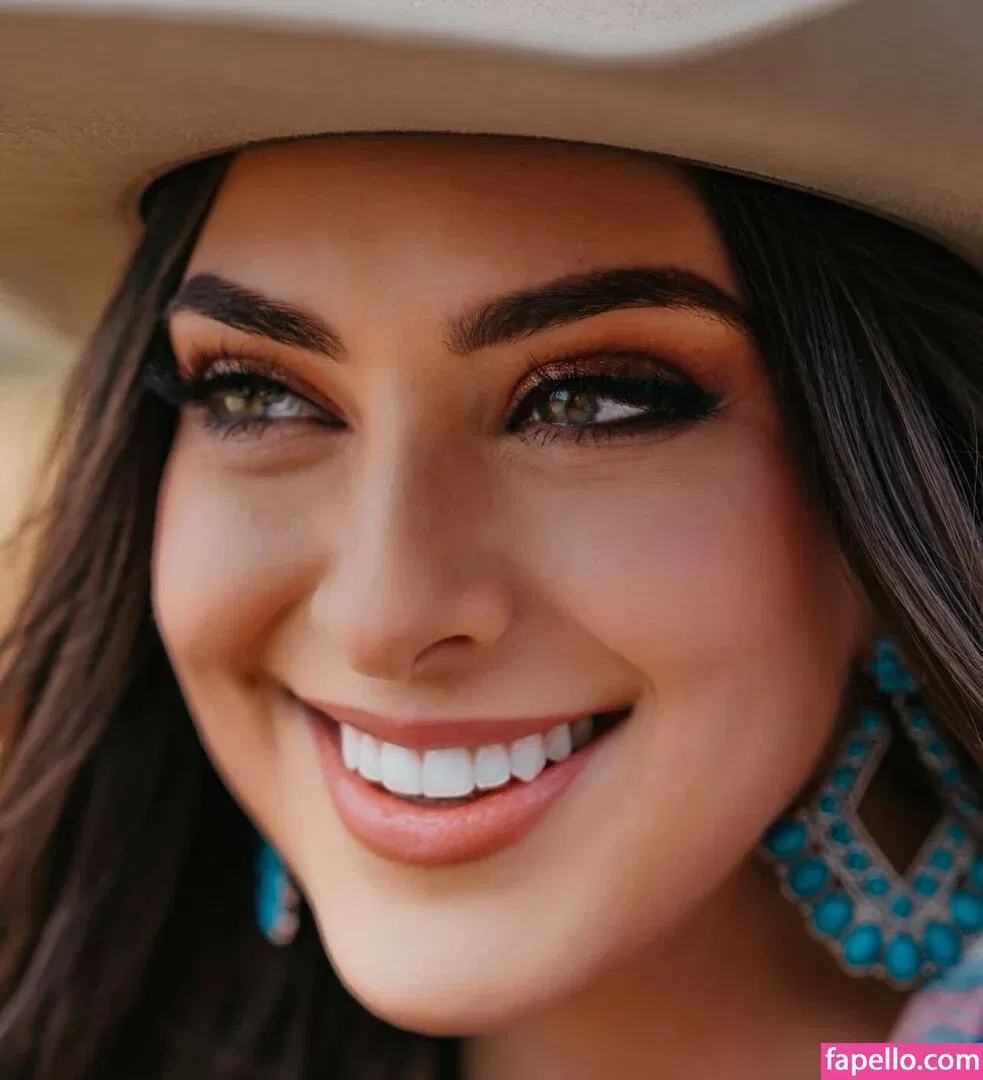 nnapples Onlyfans Photo Gallery 