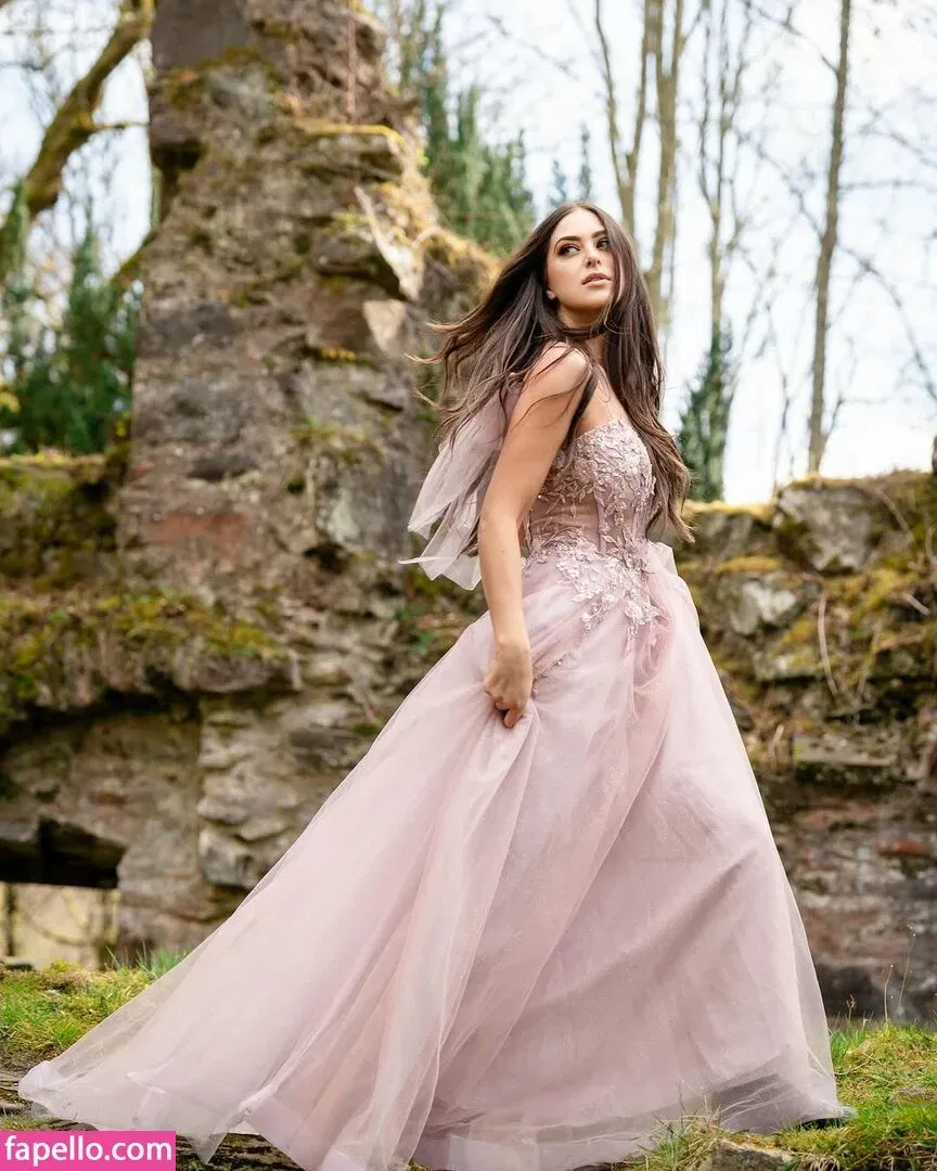 nnapples Onlyfans Photo Gallery 