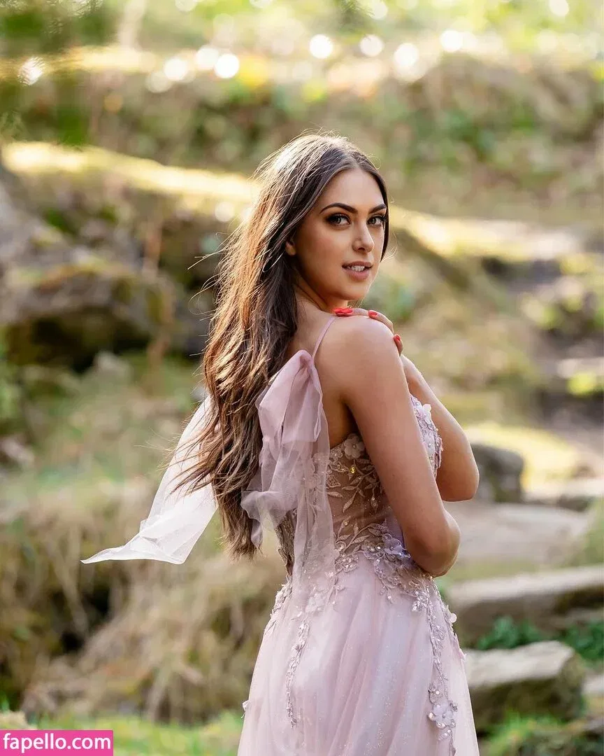 nnapples Onlyfans Photo Gallery 