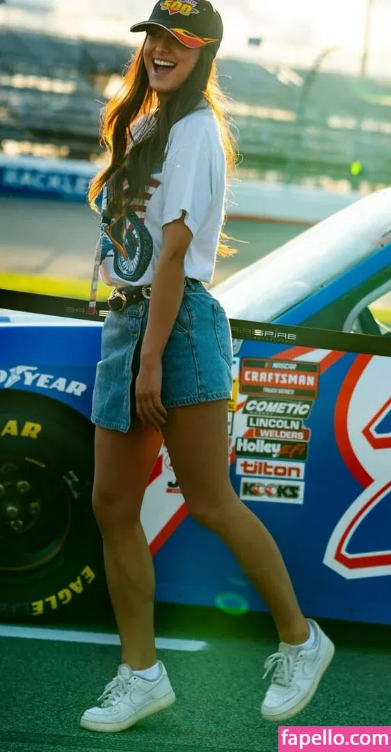 nnapples Onlyfans Photo Gallery 