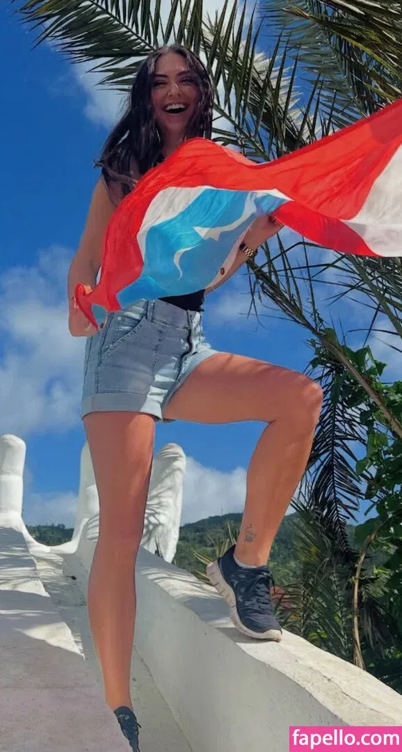 nnapples Onlyfans Photo Gallery 