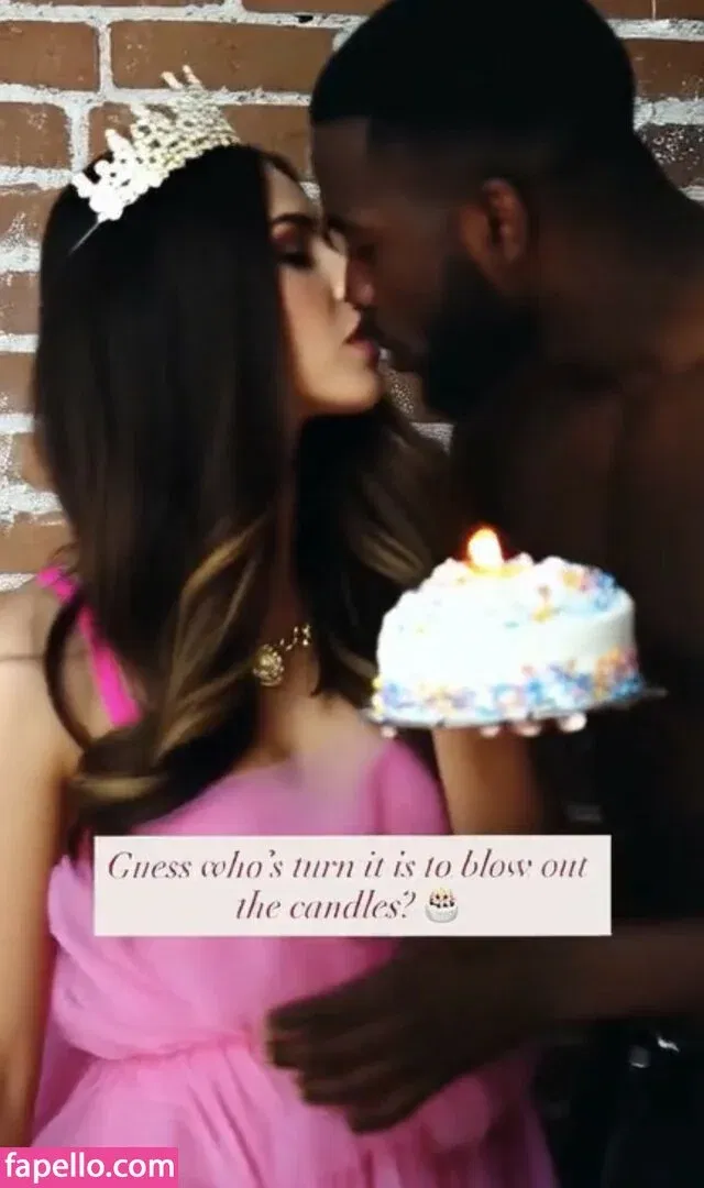 nnapples Onlyfans Photo Gallery 