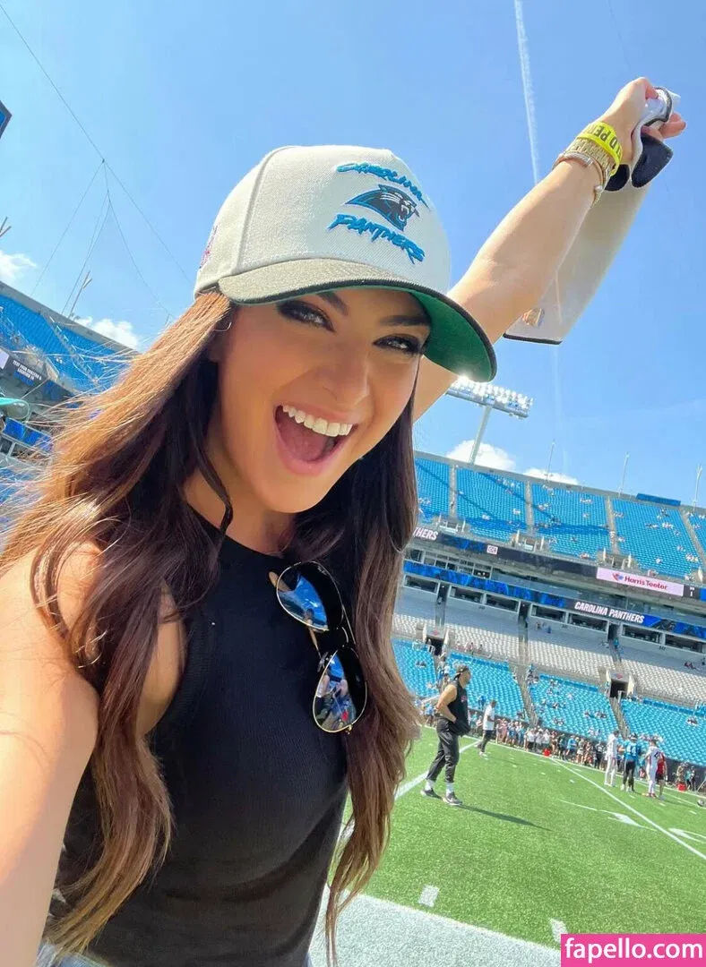 nnapples Onlyfans Photo Gallery 