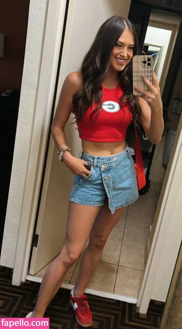 nnapples Onlyfans Photo Gallery 