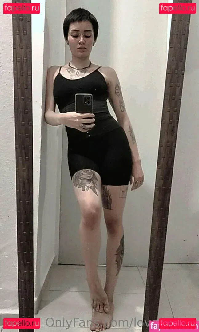 loveaxlgnr Onlyfans Photo Gallery 