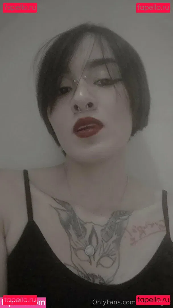 loveaxlgnr Onlyfans Photo Gallery 