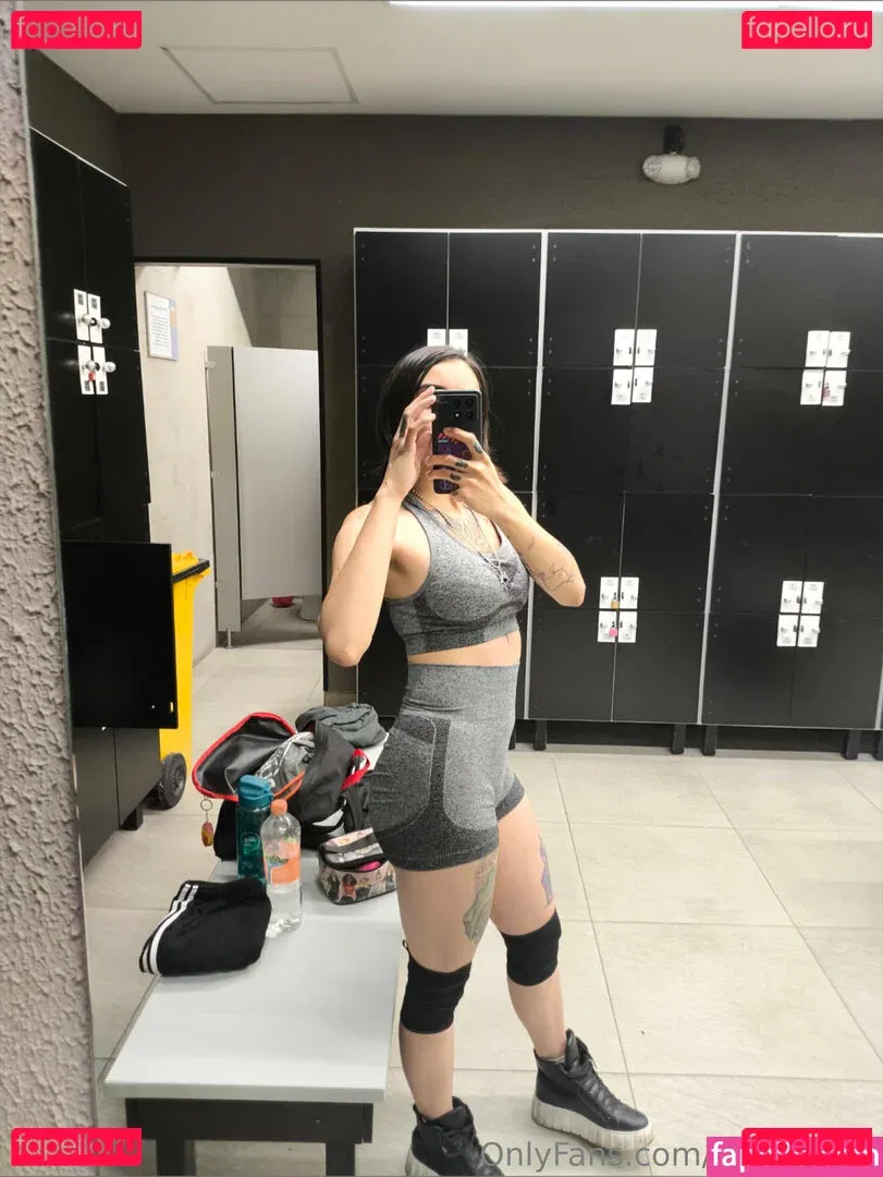 loveaxlgnr Onlyfans Photo Gallery 