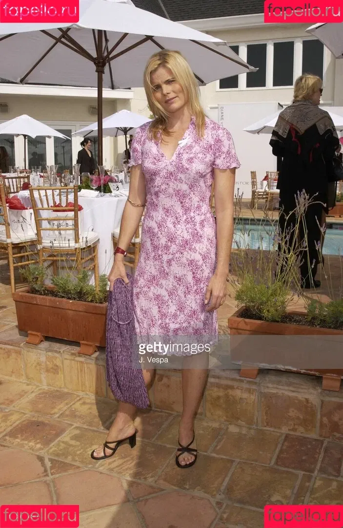 Mariel Hemingway Onlyfans Photo Gallery 
